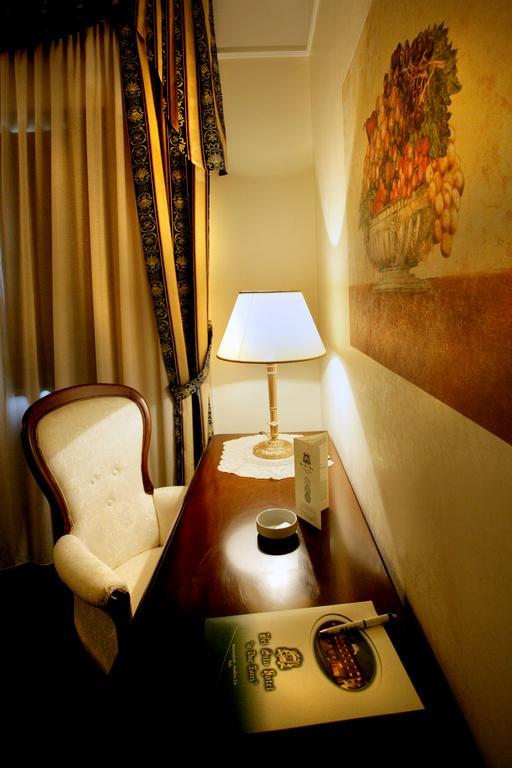 Bel Sito Hotel Due Torri Manocalzati Экстерьер фото