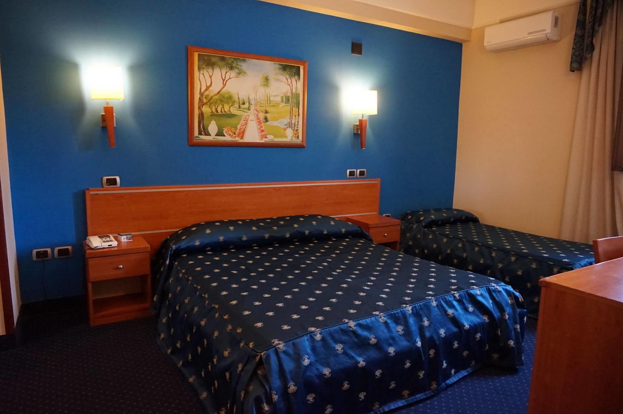 Bel Sito Hotel Due Torri Manocalzati Экстерьер фото